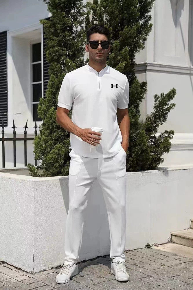 The new men's trend goes with a casual and stylish tracksuit